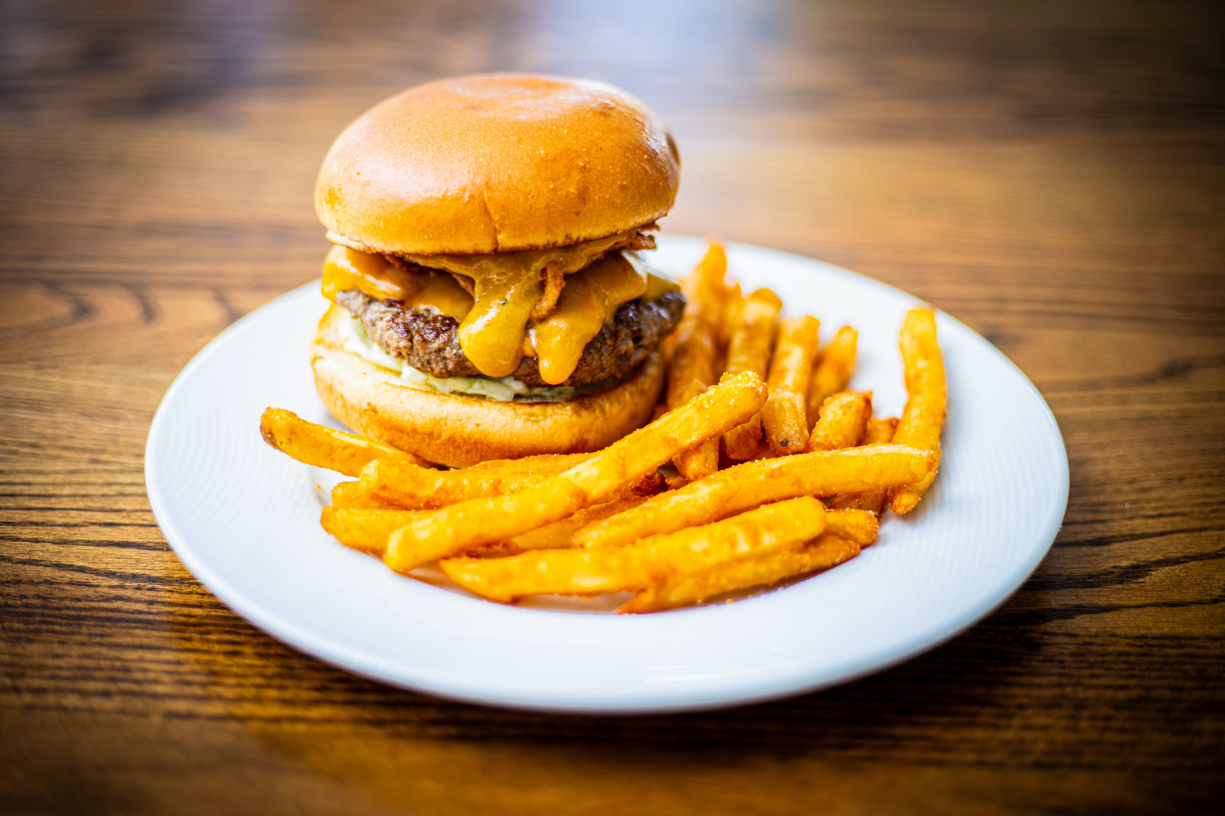 π NEW Burger Special: The Carolina Gold Burger is here! π―π₯π₯